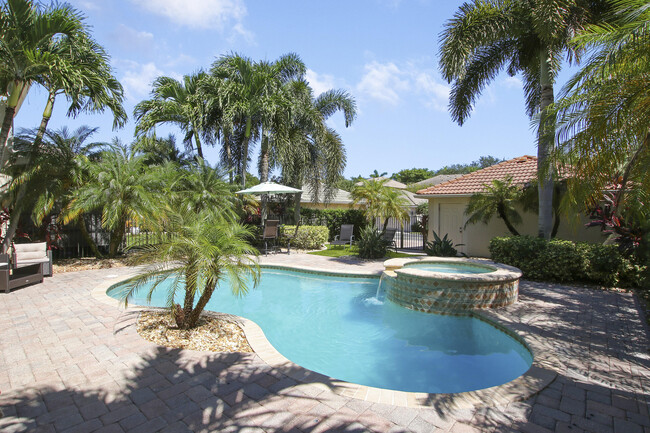 Building Photo - 8210 Calterra Dr
