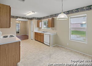 Building Photo - 834 Creek Pebble