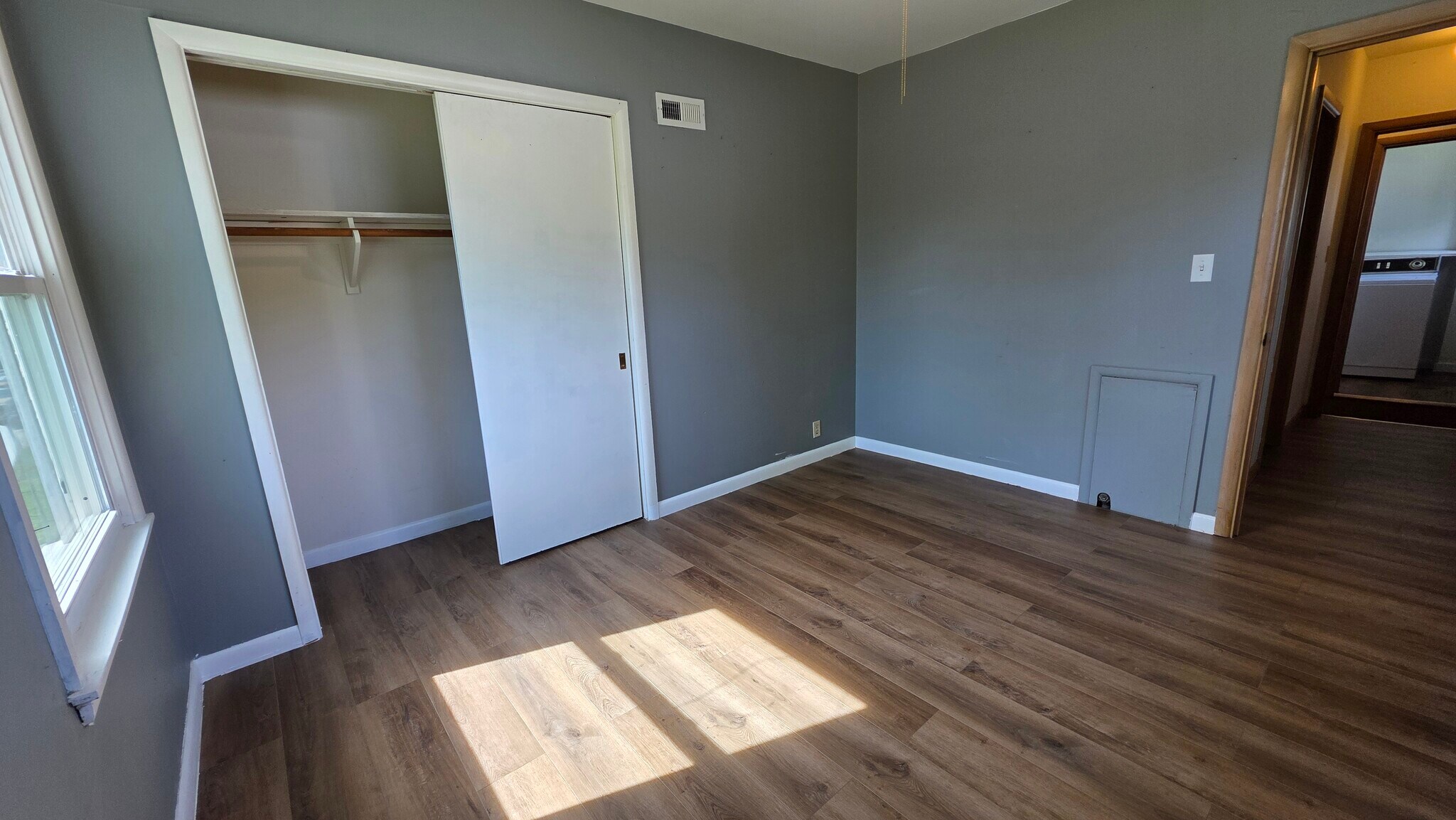 Bedroom 3 - 1817 E Ave NE