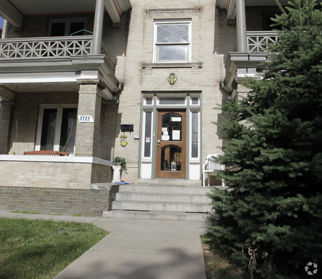 Building Photo - 1717 Race St