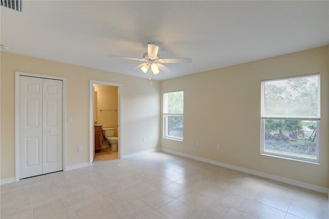 Building Photo - 8876 98th Ct