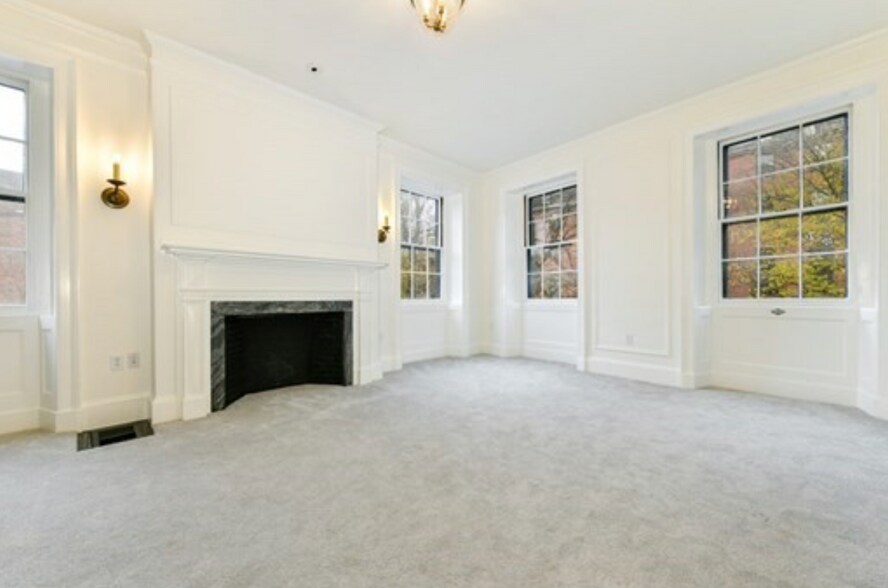 Building Photo - 48 Mount Vernon St