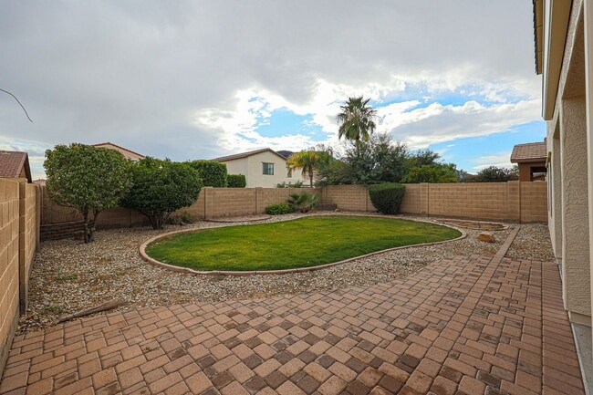 Building Photo - 4 bed, 3.5 bath house in Stetson Valley, Phoenix