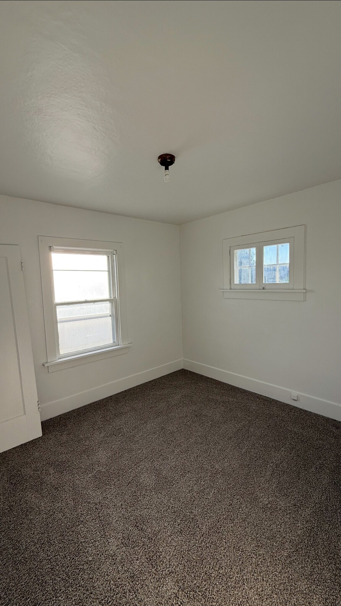Building Photo - 871 N 700 E