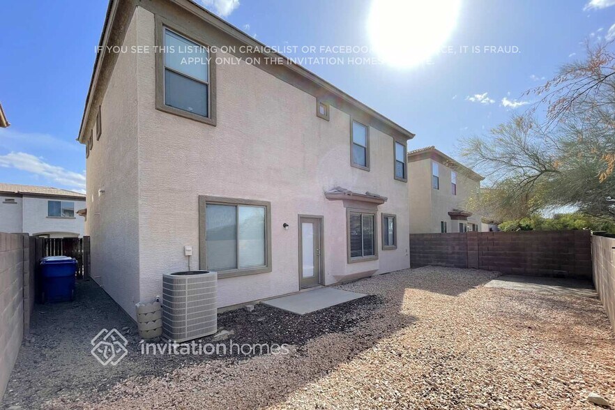 Building Photo - 3634 W Marconi Ave