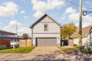 Building Photo - 2213 N Talbott