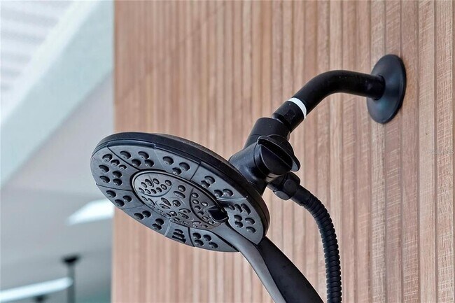 Building Photo - 7705 Apple Tree Cir