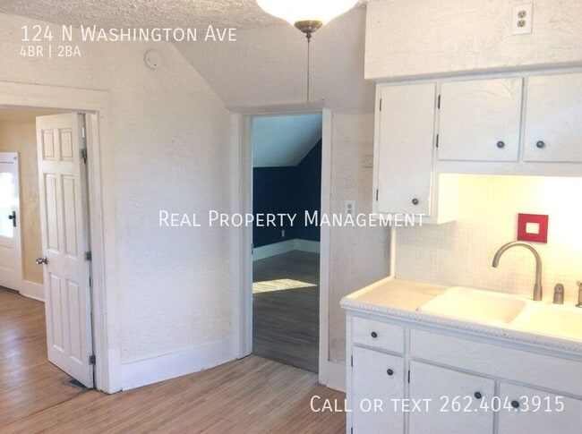 Building Photo - 124 N Washington Ave