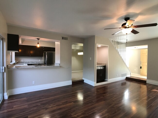 Building Photo - Grapevine Texas Condo for rent