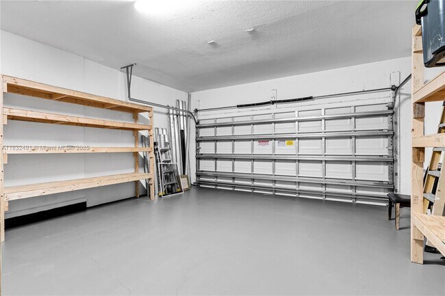 Building Photo - 28381 SW 128th Pl