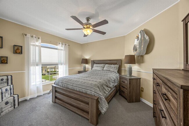 Building Photo - 324 Bonville Dr