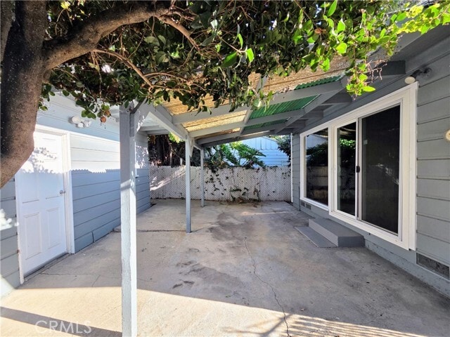 Building Photo - 5589 Lemon Ave
