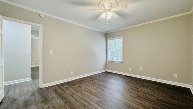 Building Photo - 815 W Palmetto St