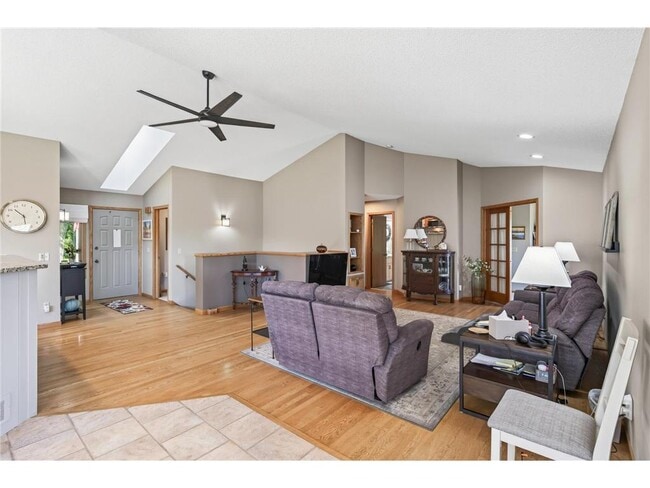 Building Photo - 14372 Heather Ridge Dr