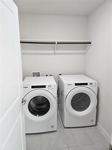 Building Photo - 903 Emerald Gate Dr