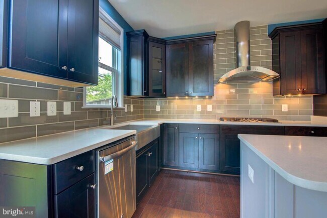 Building Photo - 42262 Knotty Oak Terrace
