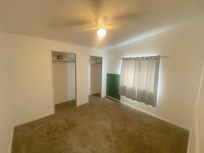Building Photo - 853 S 200 E