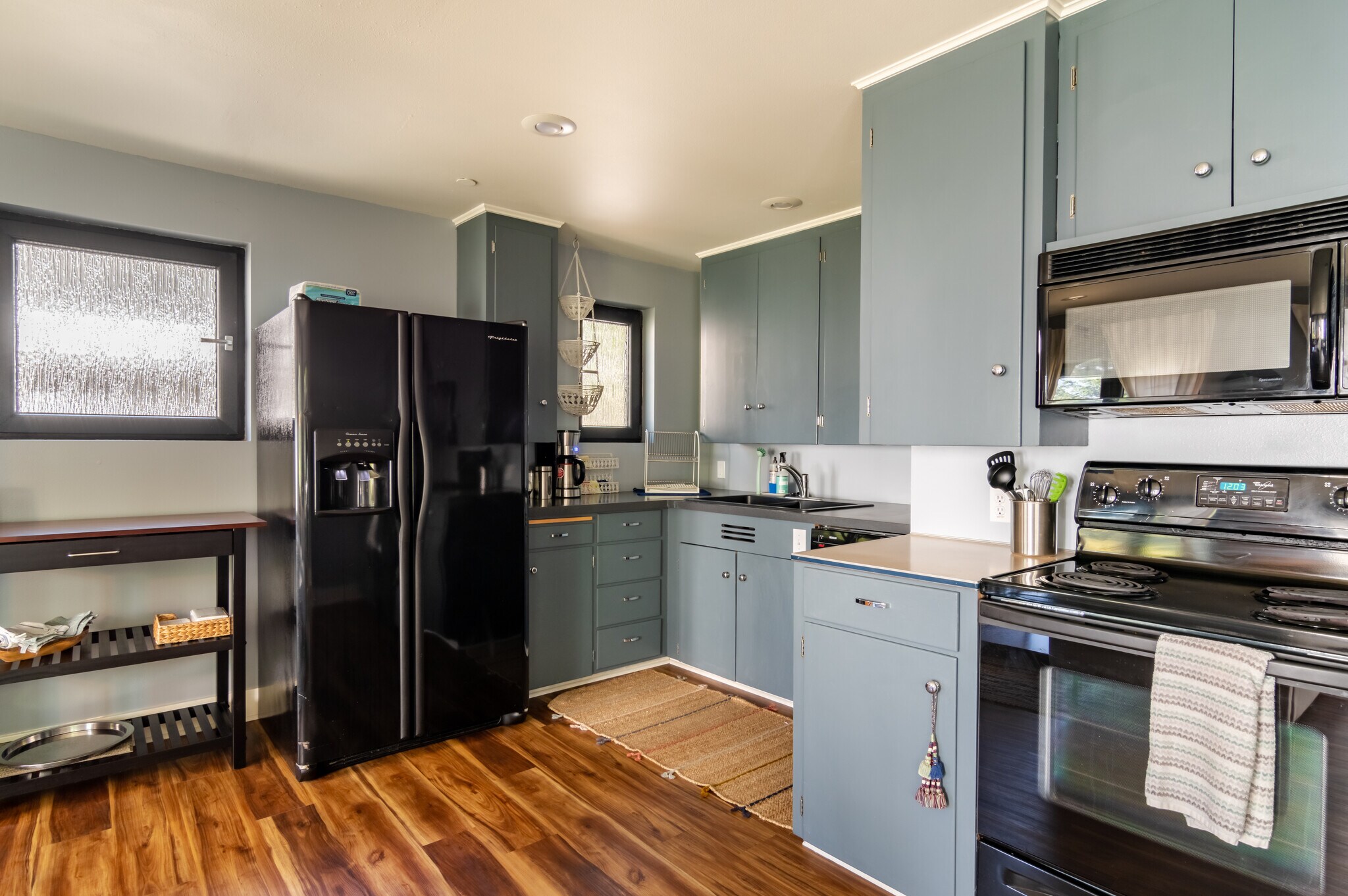 Building Photo - 1629 13th Ave