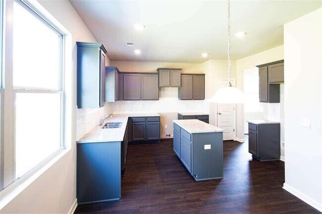 Building Photo - 1494 Townsend Ct