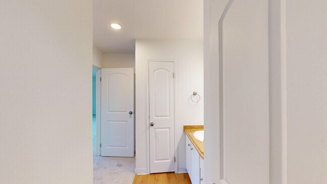 Building Photo - 551 Alameda del Prado
