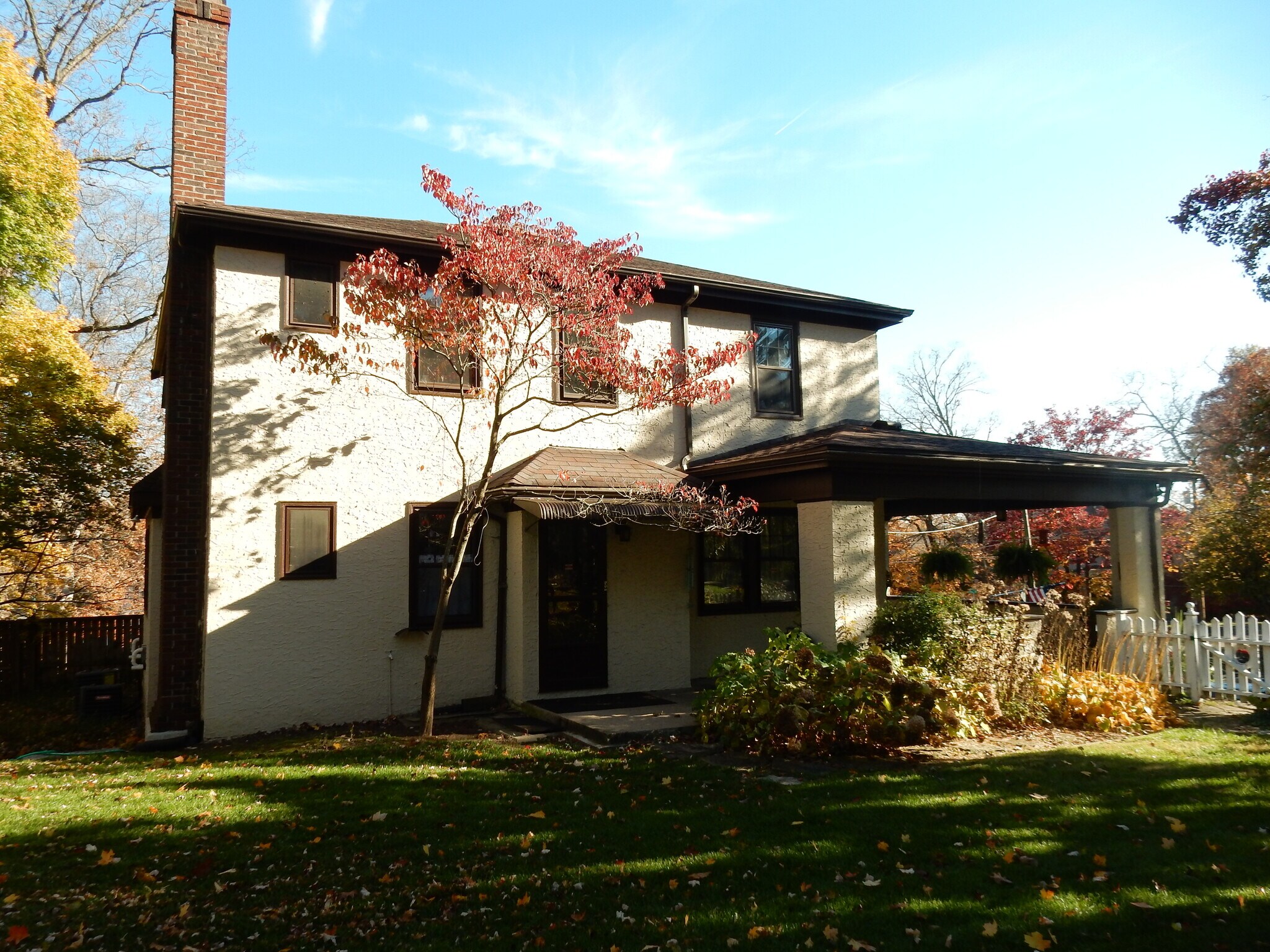Building Photo - 4445 Erie Ave