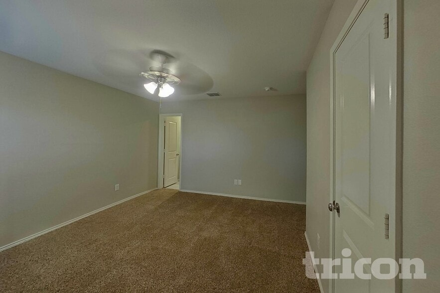 Building Photo - 1720 Clairborne Ct