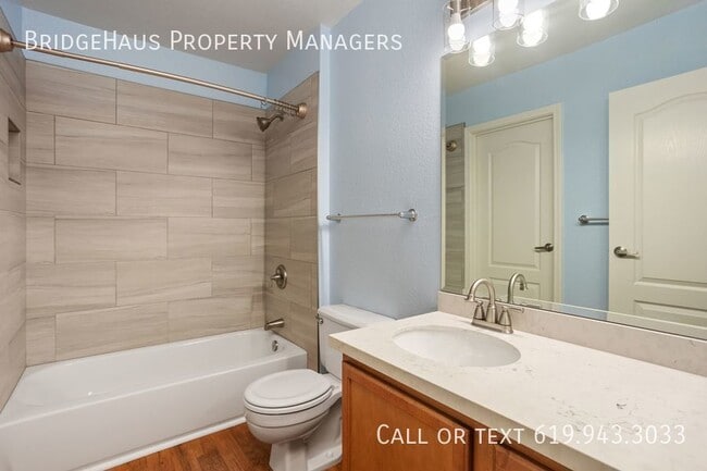 Building Photo - 12063 Alta Carmel Ct