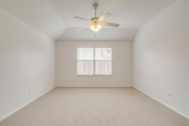 Building Photo - 15712 Landing Creek Ln