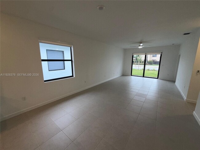 Building Photo - 11774 SW 231st Ln