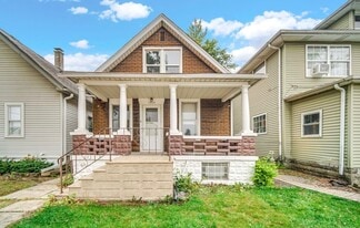 Building Photo - 1003 N Hickory St
