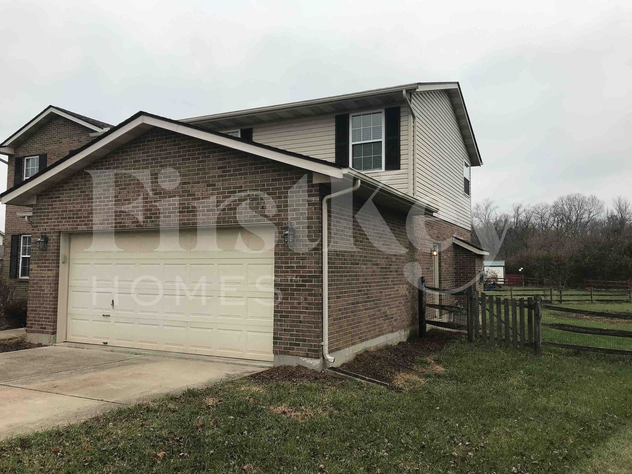 Building Photo - 3066 Blue Heron Dr