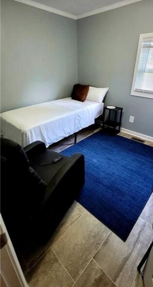 Building Photo - 434 Grimsley Rd