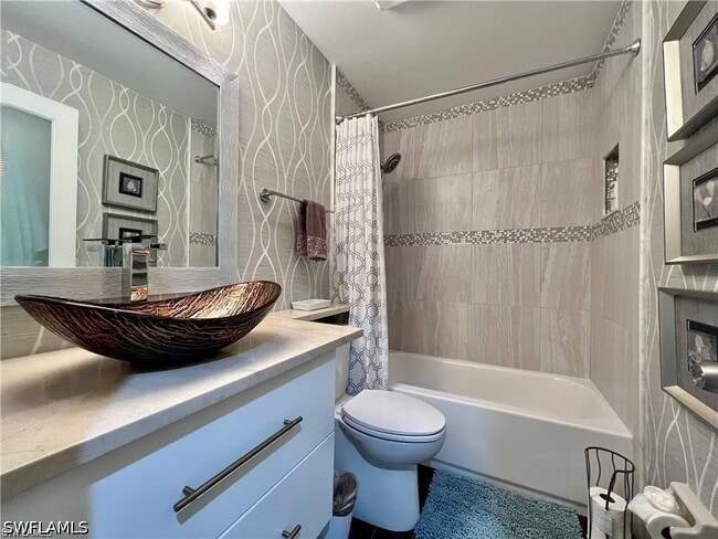 Building Photo - 1120 Sarah Jean Cir