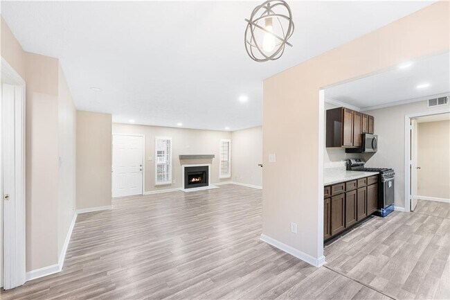 Building Photo - 103 Sterling Ct