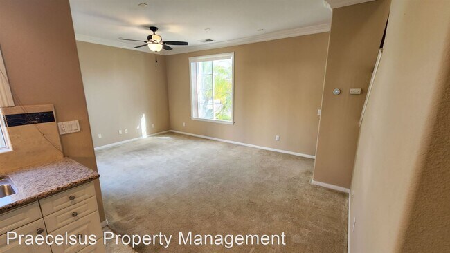 Building Photo - 1 br, 1 bath House - 1033 White Alder