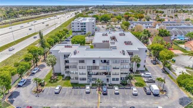 Building Photo - 11755 SW 18th St