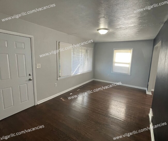 Building Photo - 2 large bedrooms & 1 newly updated bathroom home in Gary, IN