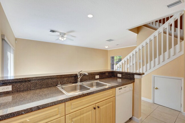 Building Photo - 14022 Wellington Trace