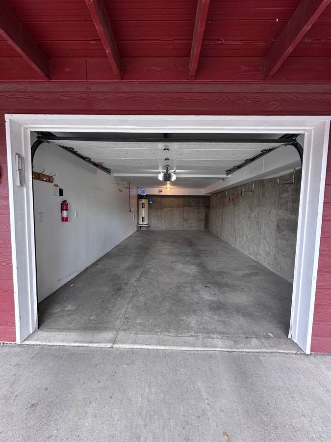 Building Photo - 248 NW Riverside Blvd