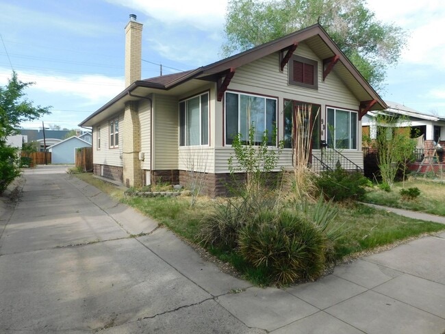 Building Photo - LARGE 3 bed 2 bath home in downtown GJ!!!!