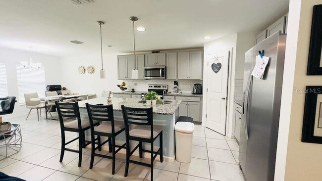 Building Photo - 3473 Yarian Dr