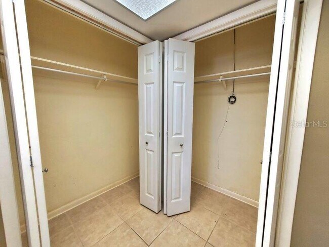 Building Photo - 1450 Appian Dr