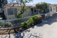 Building Photo - 2nd St., 829-831