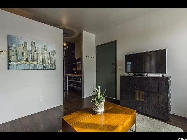 Building Photo - 336 W 300 S