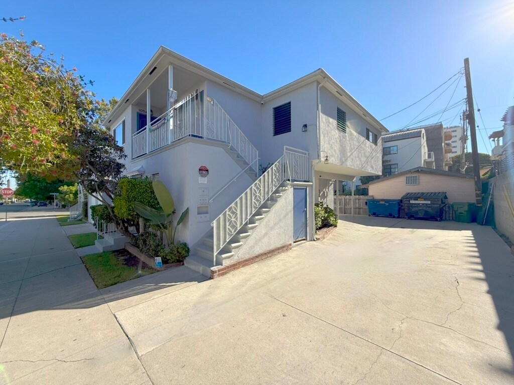 Building Photo - 231 California Ave