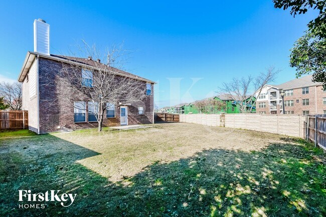 Building Photo - 1412 Pine Ridge Rd