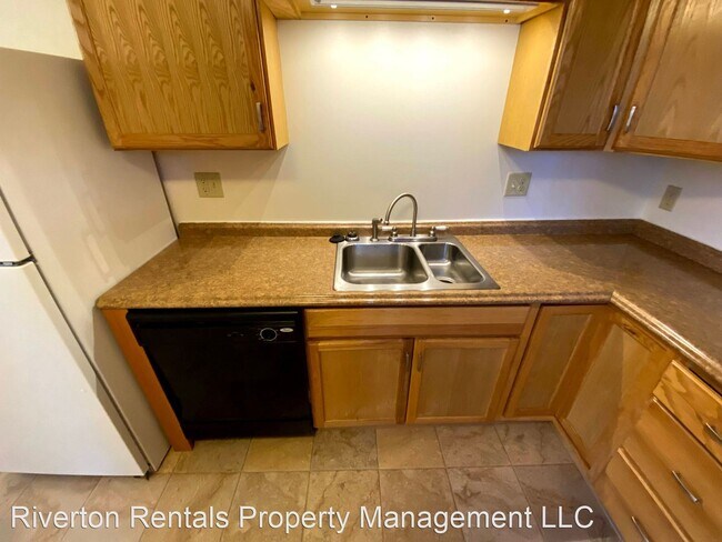 Building Photo - 1 br, 1 bath House - 214 N 2nd W