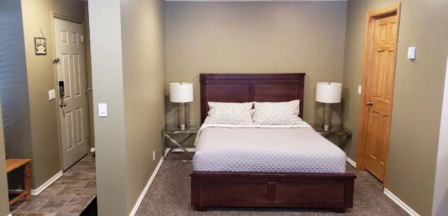 Building Photo - 2100 Canyons Resort Dr