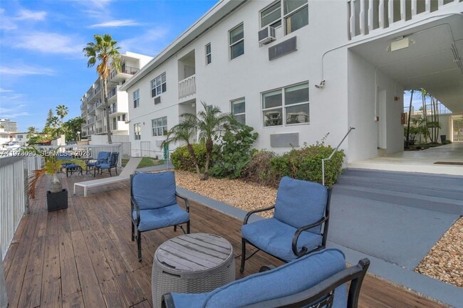 Building Photo - 8080 Tatum Waterway Dr