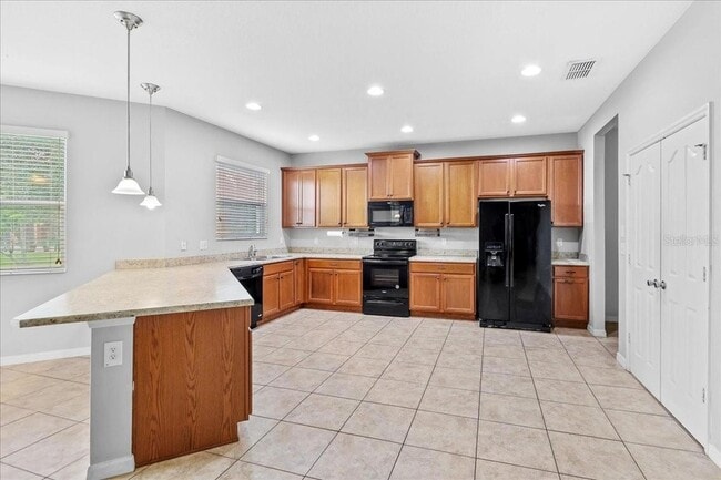 Building Photo - 1527 Angler Avenue